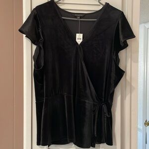 XL Banana Republic Short sleeve cross tie top